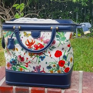 Extra pictures for Gucci Flora Train case style handbag